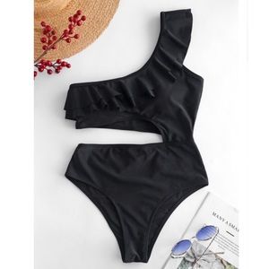 NWT One Shoulder Ruffled Swimsuit